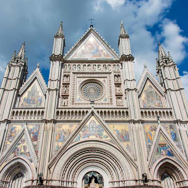 Facciata del Duomo di Orvieto - Cosa vedere ad Orvieto - Spa Umbria 